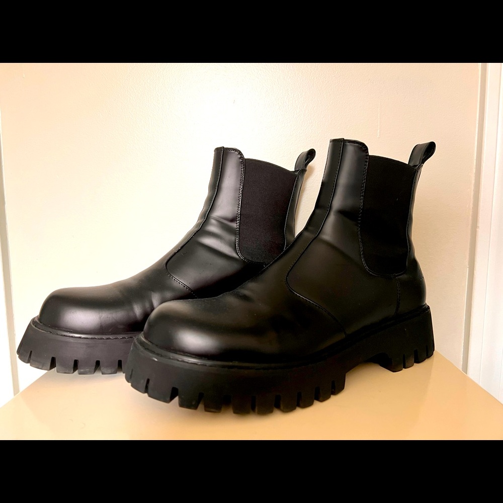 Koi footwear platform chunky chelsea boots